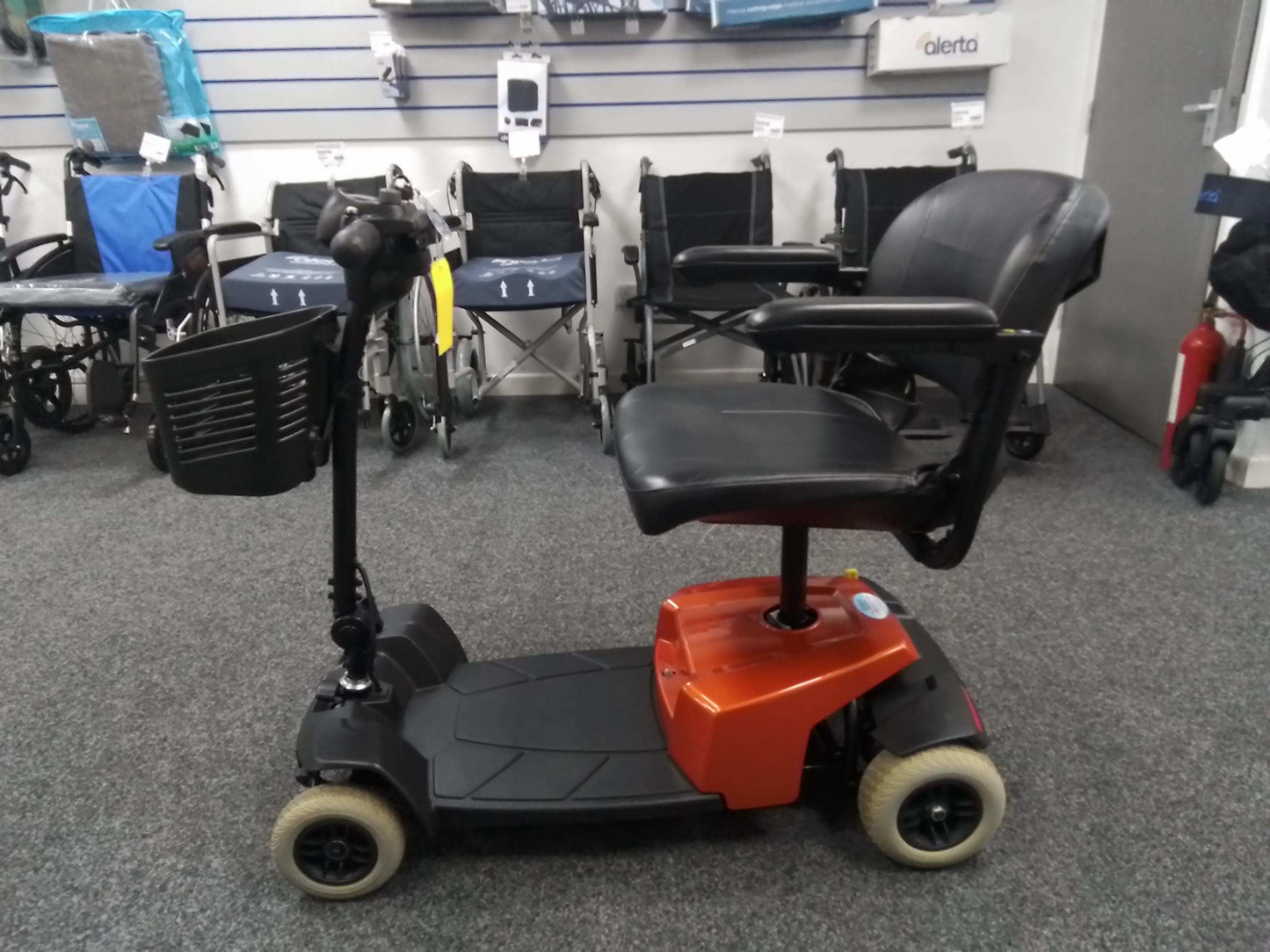 Go Go ES8S - Orange | Derby - Eden Mobility