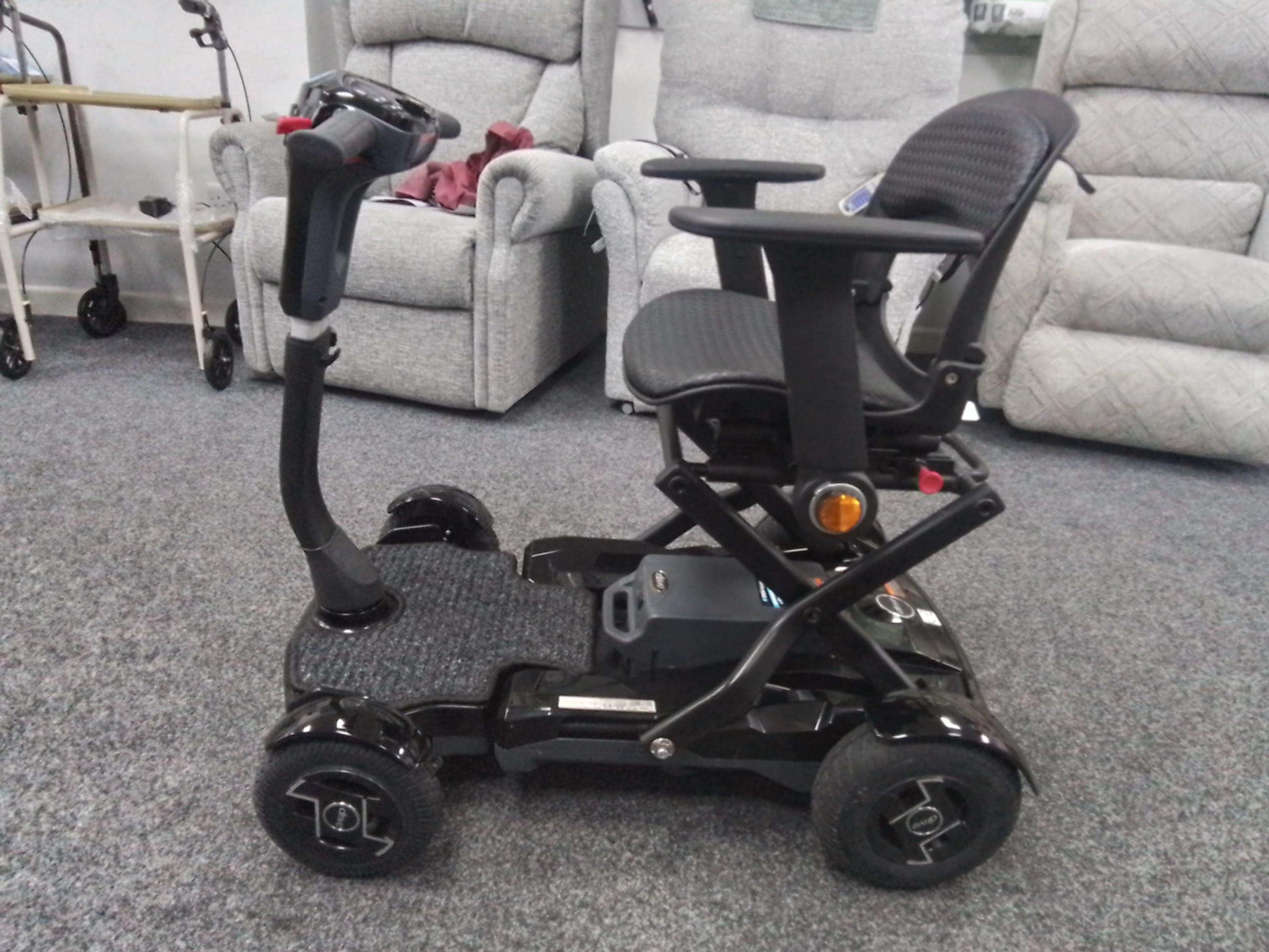 Drive knight - Black | Derby - Eden Mobility