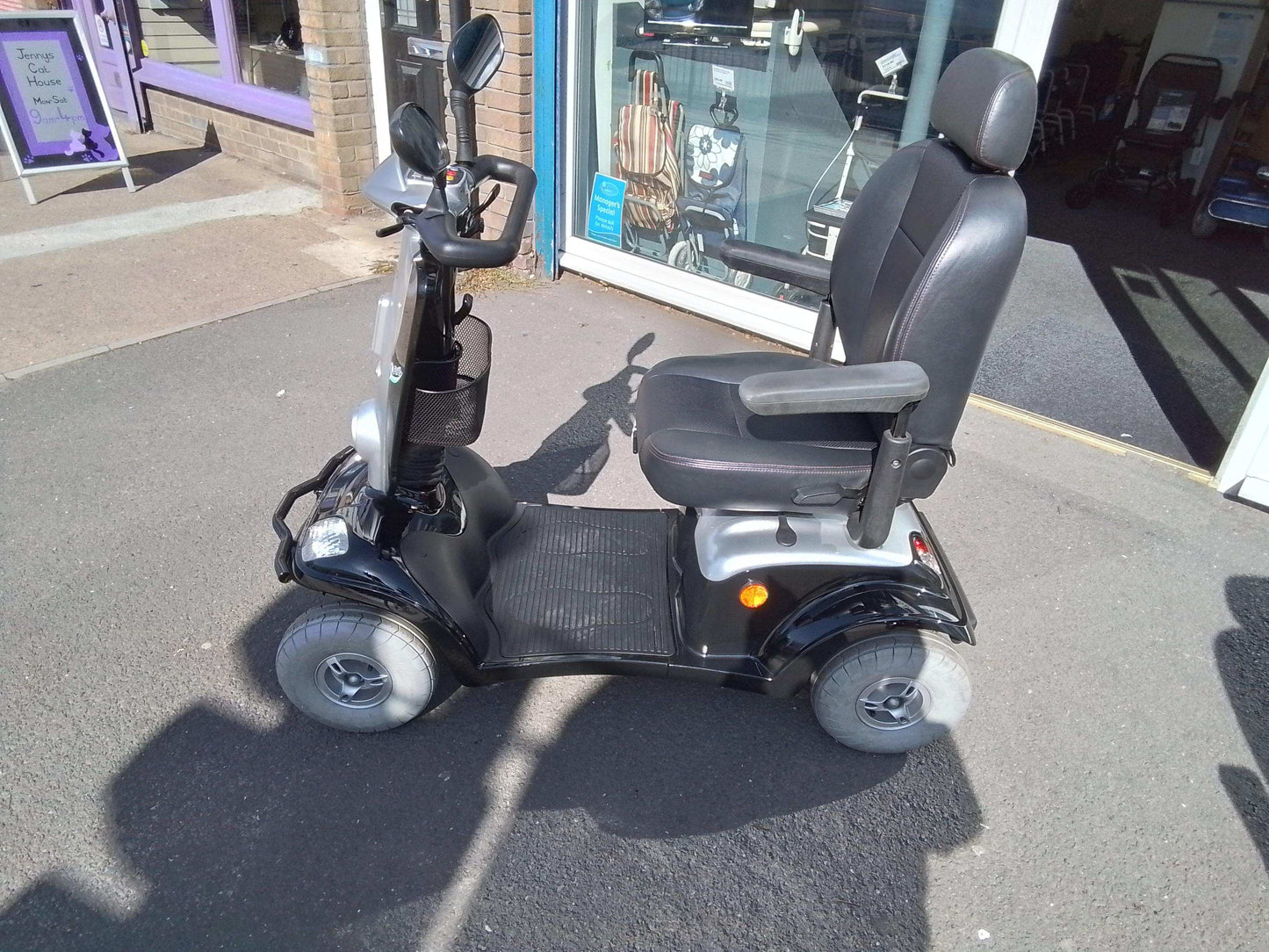 Kymco Maxi XLS Black Mobility Scooter