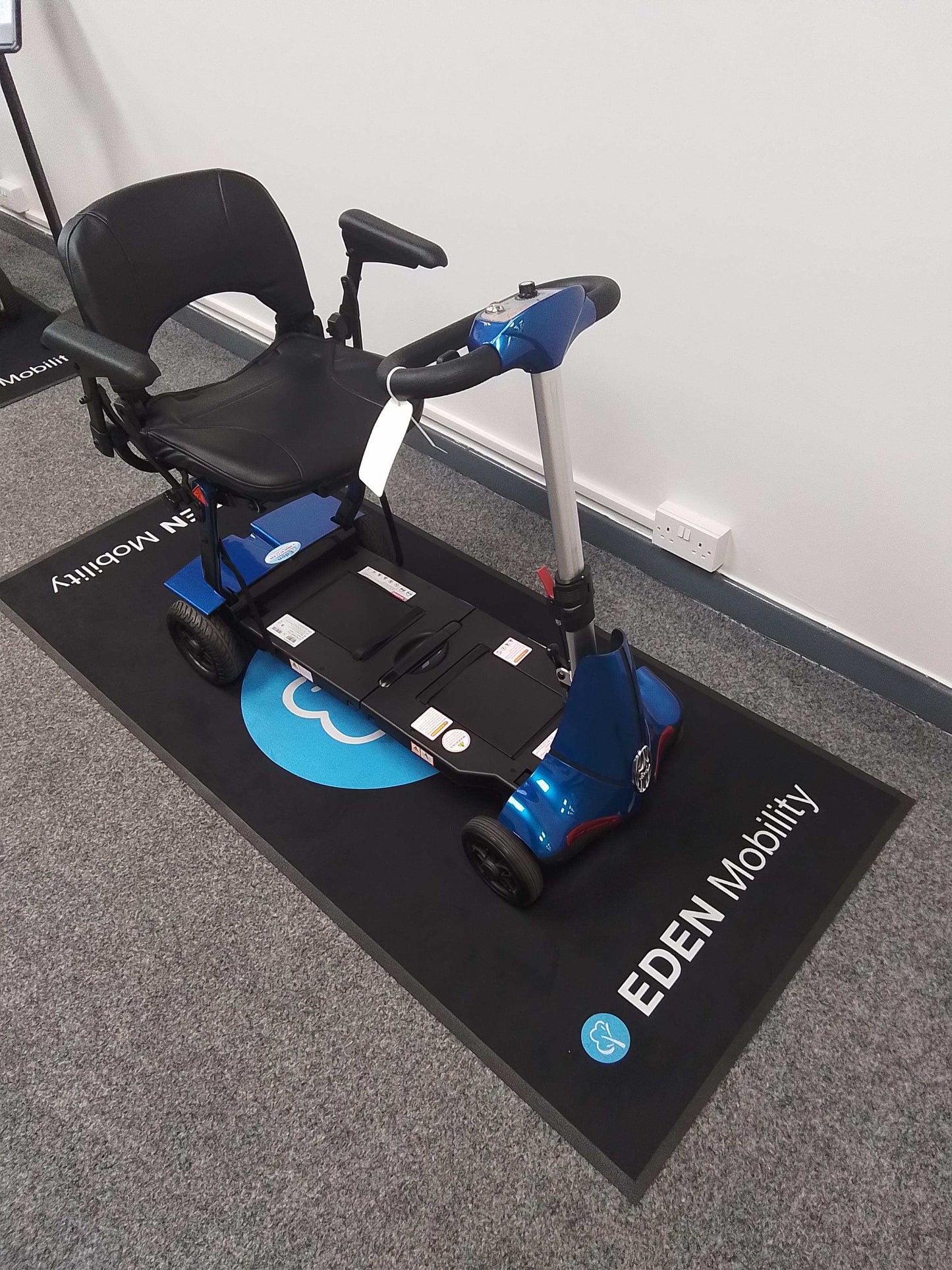 Solax Easy Lift - Blue | Doncaster