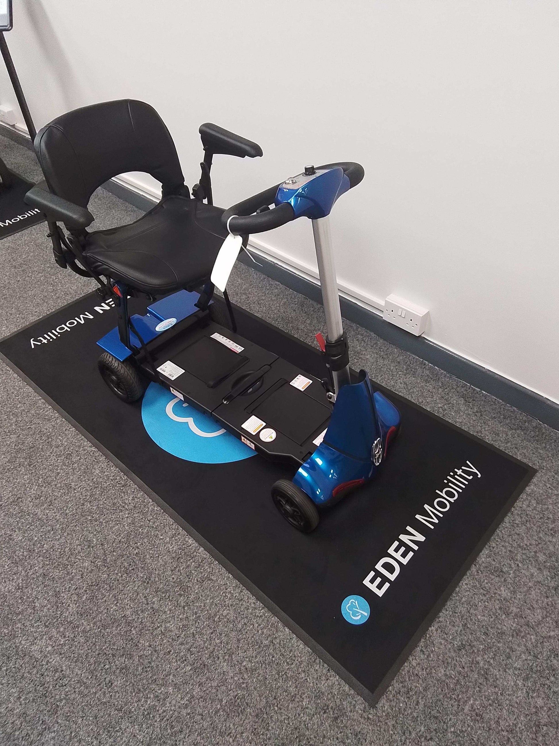 Solax Easy Lift - Blue | Doncaster
