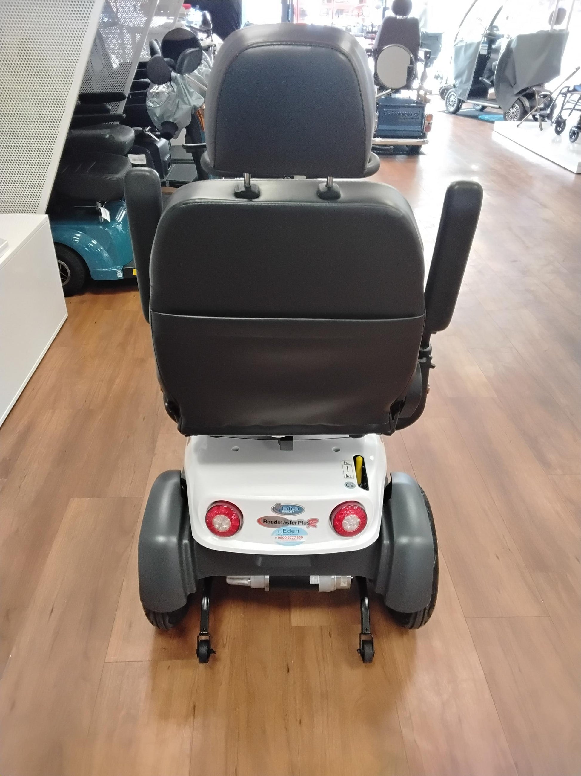 Vanos Galaxy 2 - White | Corby - Eden Mobility