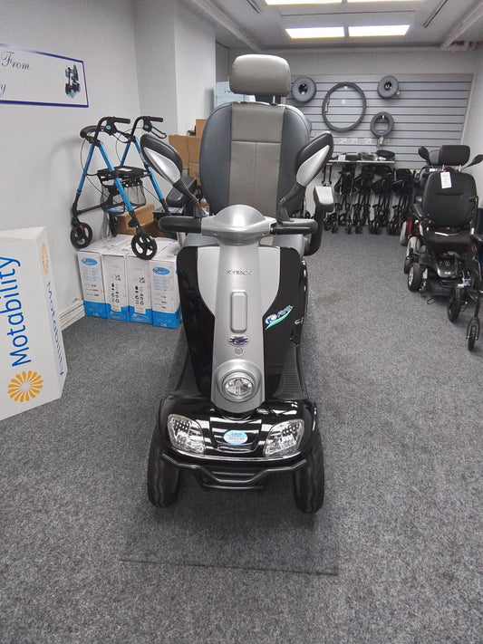 Kymco Maxi XLS (Black)