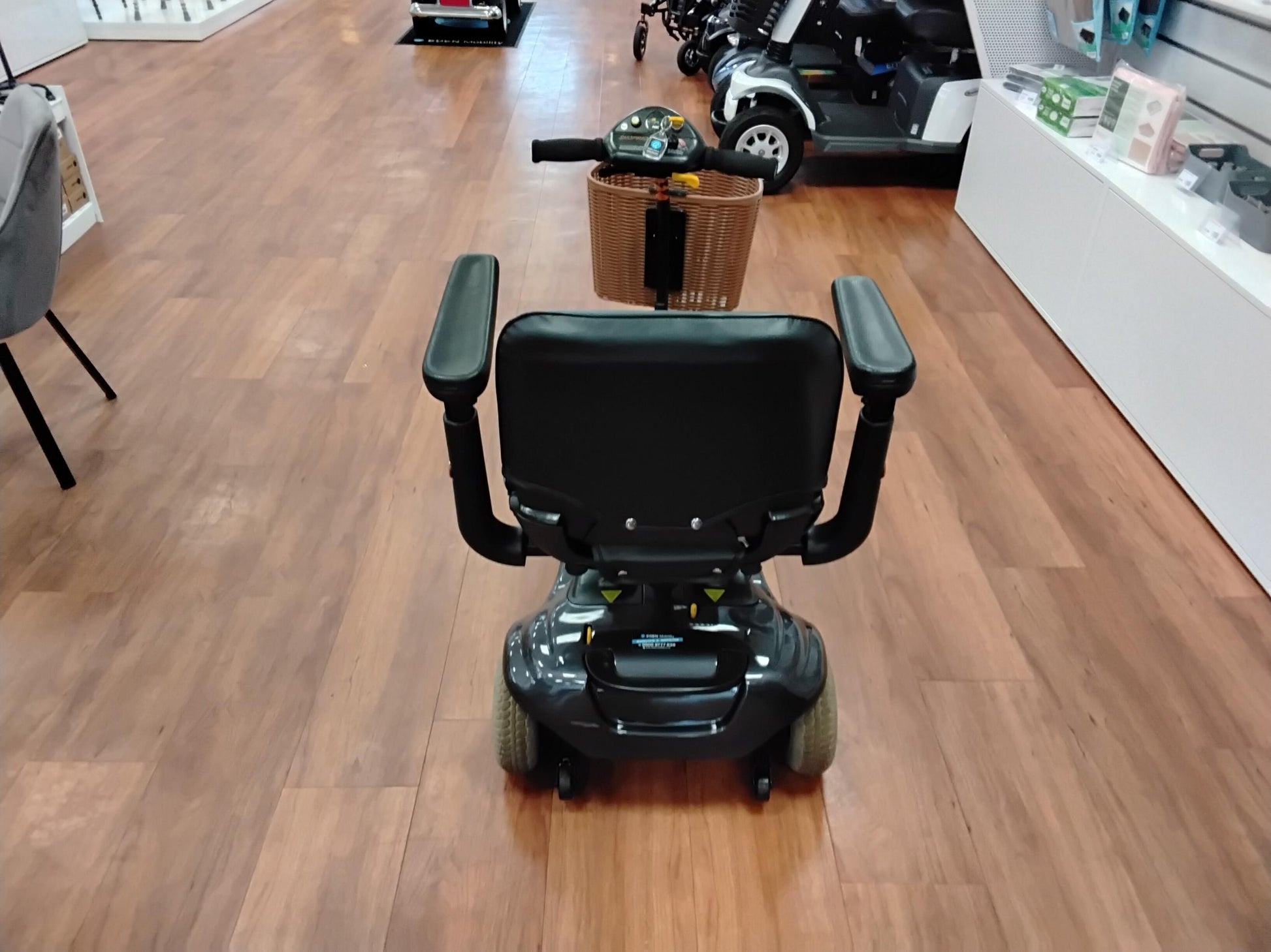 Roma Paris - Grey | Corby - Eden Mobility