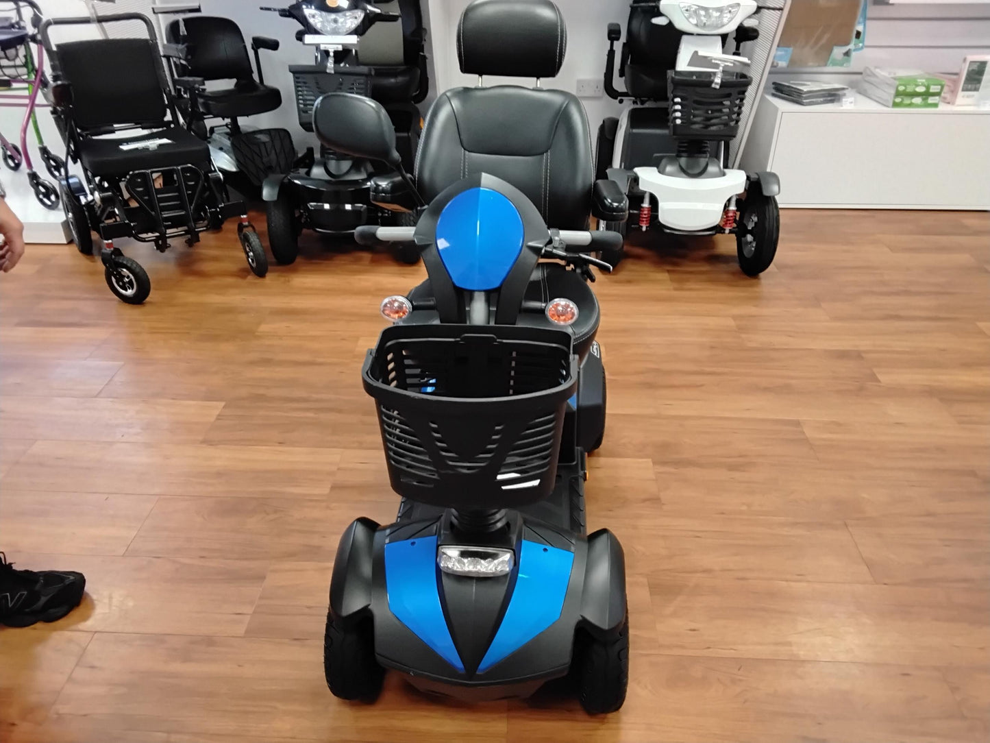 Drive Envoy - Blue | Corby - Eden Mobility