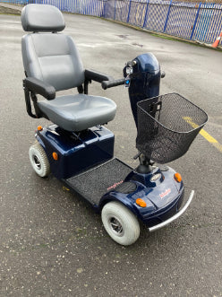 Roma Freerider Mayfair front view (Blue) - Eden Mobility