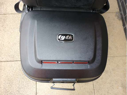 Royale 4 Pannier Box
