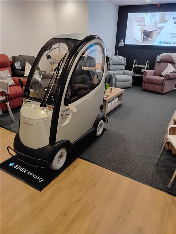 Shoprider Traveso  | Refurbished Mobility Scooter Bootle
