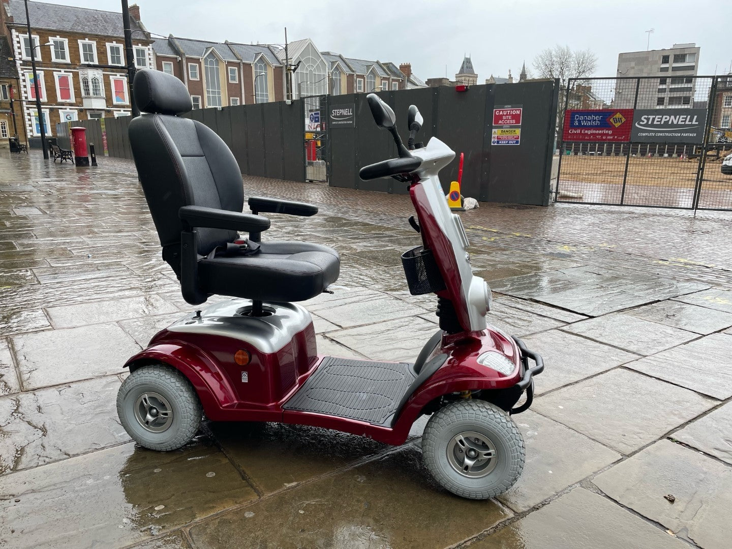 Kymco Maxi Red - Eden Mobility