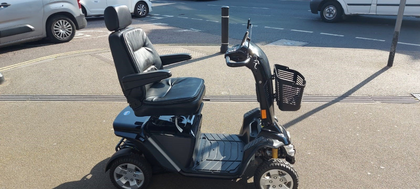 Pride Colt Executive Black - Eden Mobility