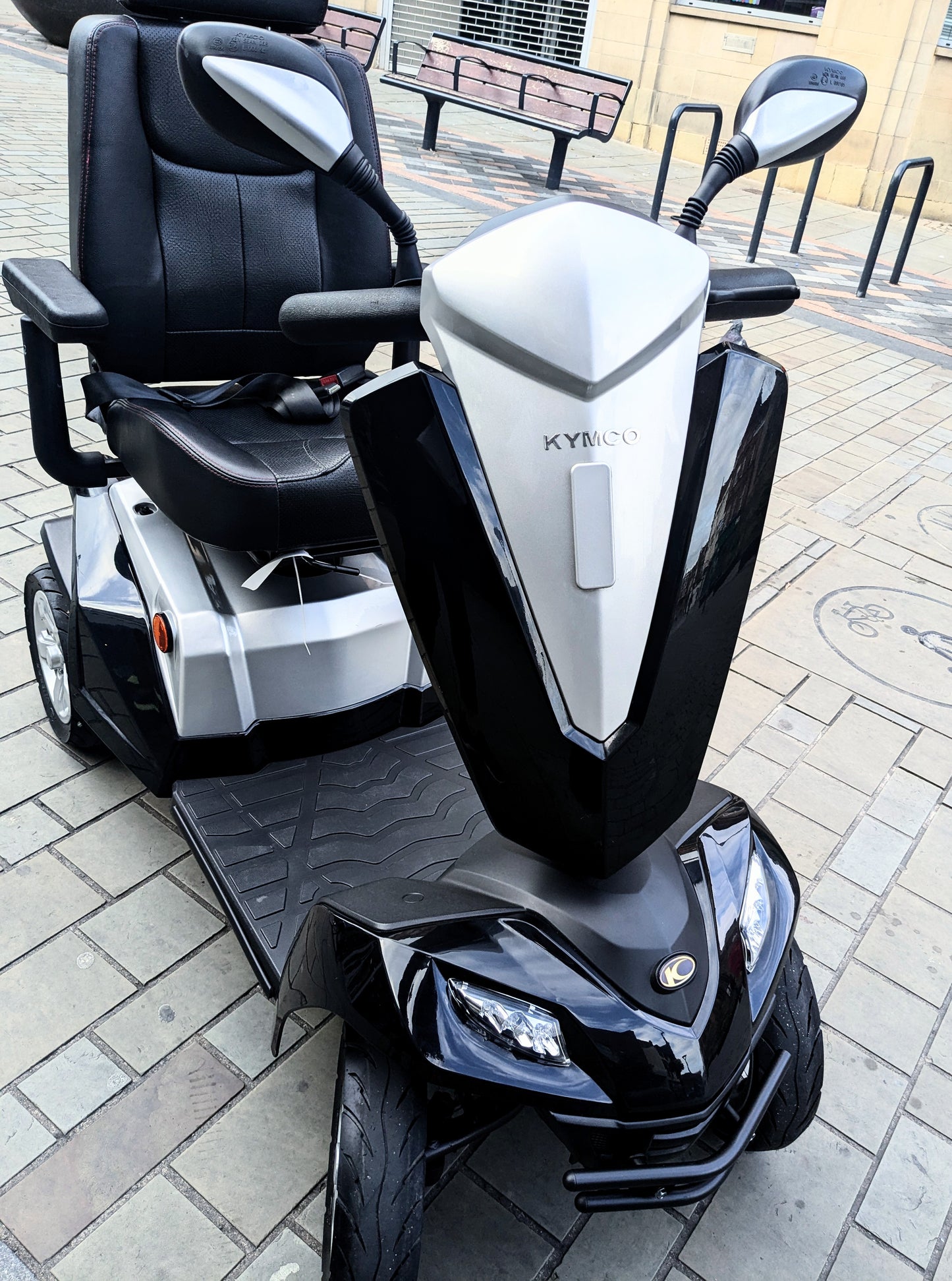 Kymco Maxer Black - Eden Mobility