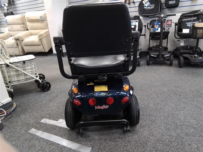 Freerider Mayfair in Blue | Refurbished Mobility Scooter Hull, Holderness Rd