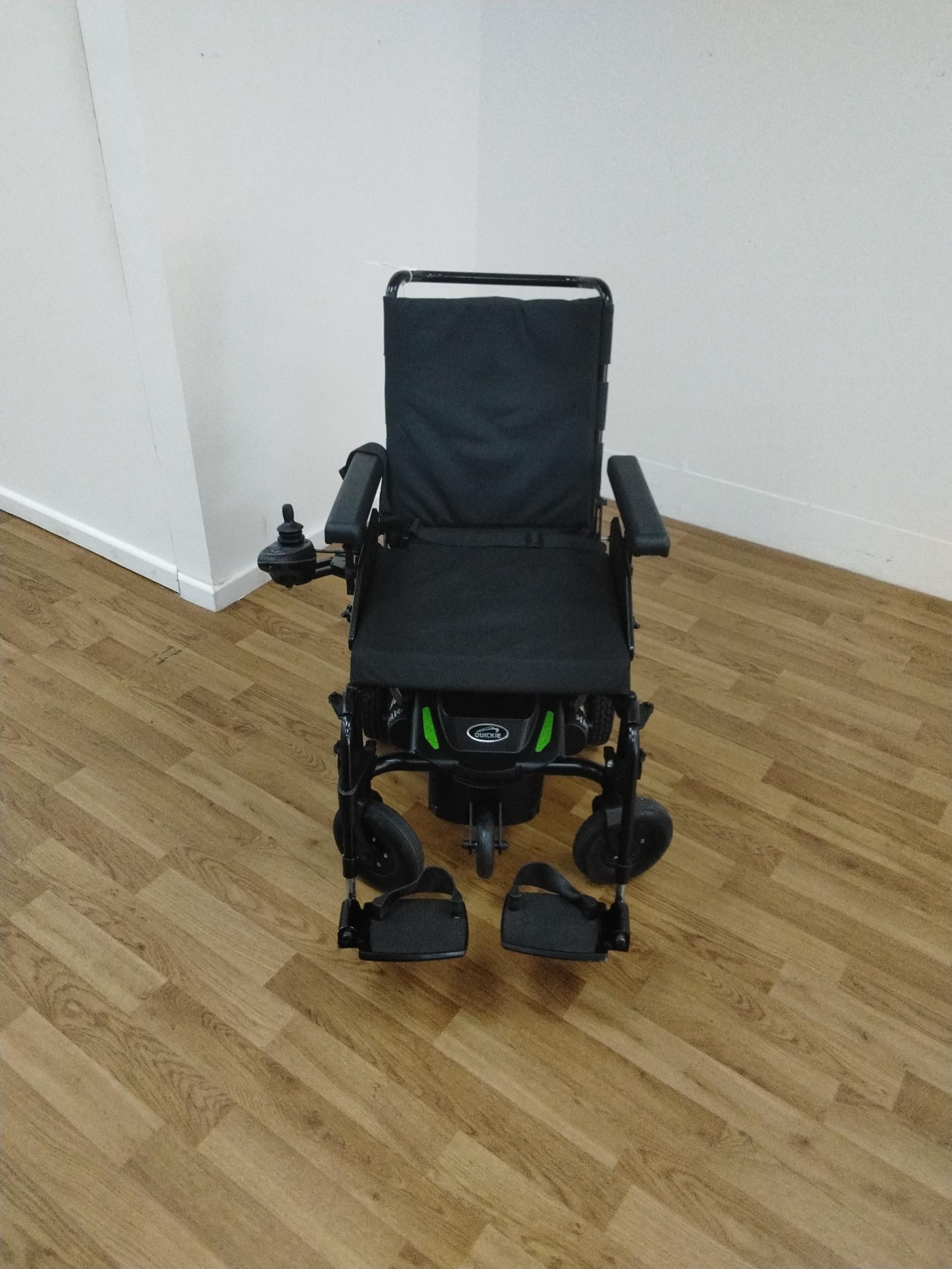 Quickie Q100R in Green | Refurbished Mobility Scooter Wrexham