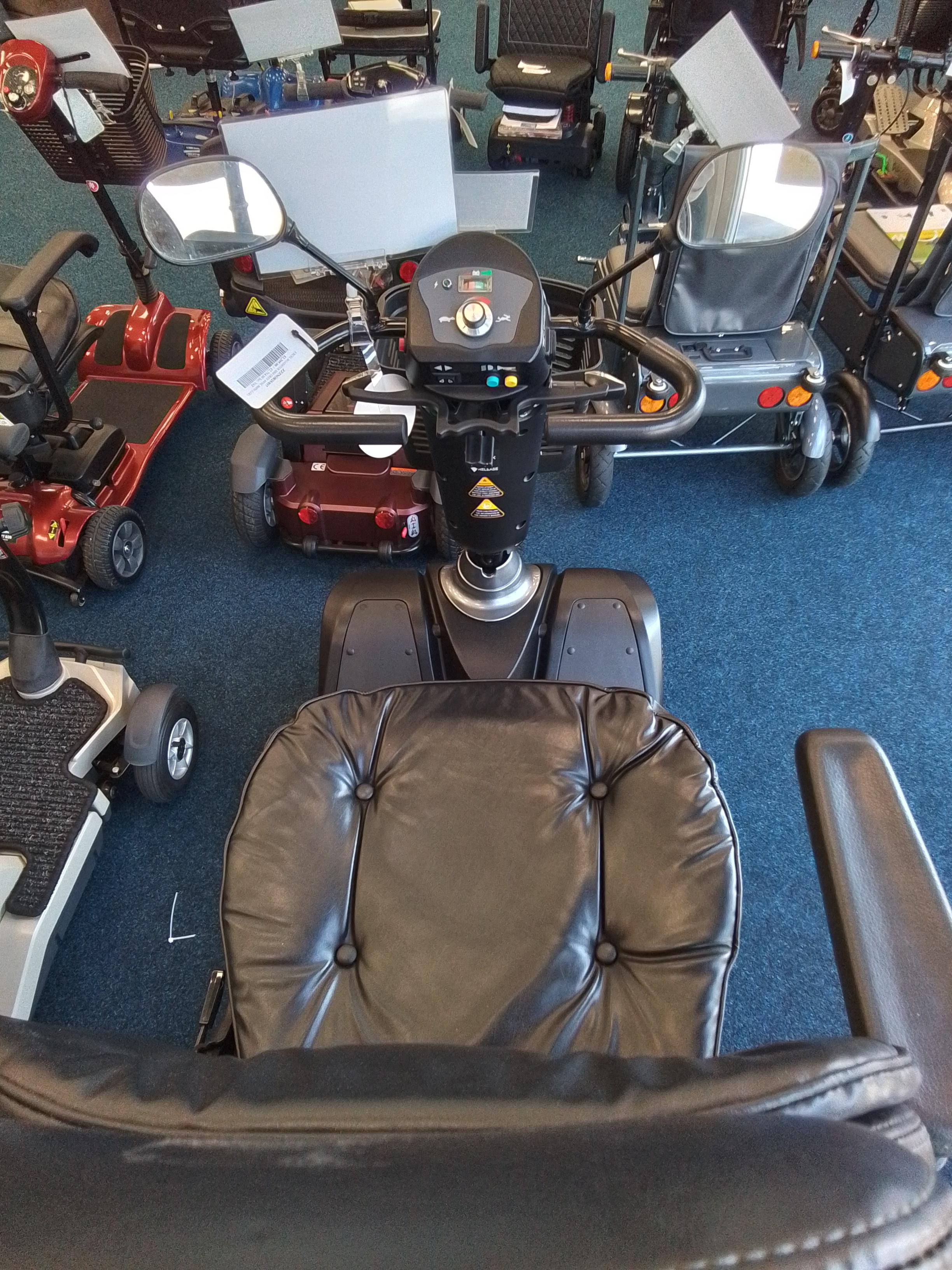 Excel Roadster DX8 in Grey | Sheffield