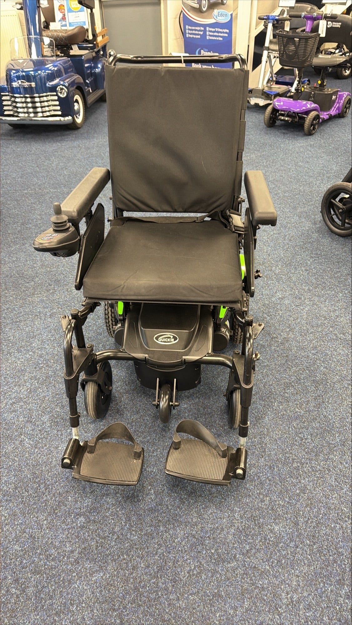 Quickie Q100R | Refurbished Powerchair Barnsley