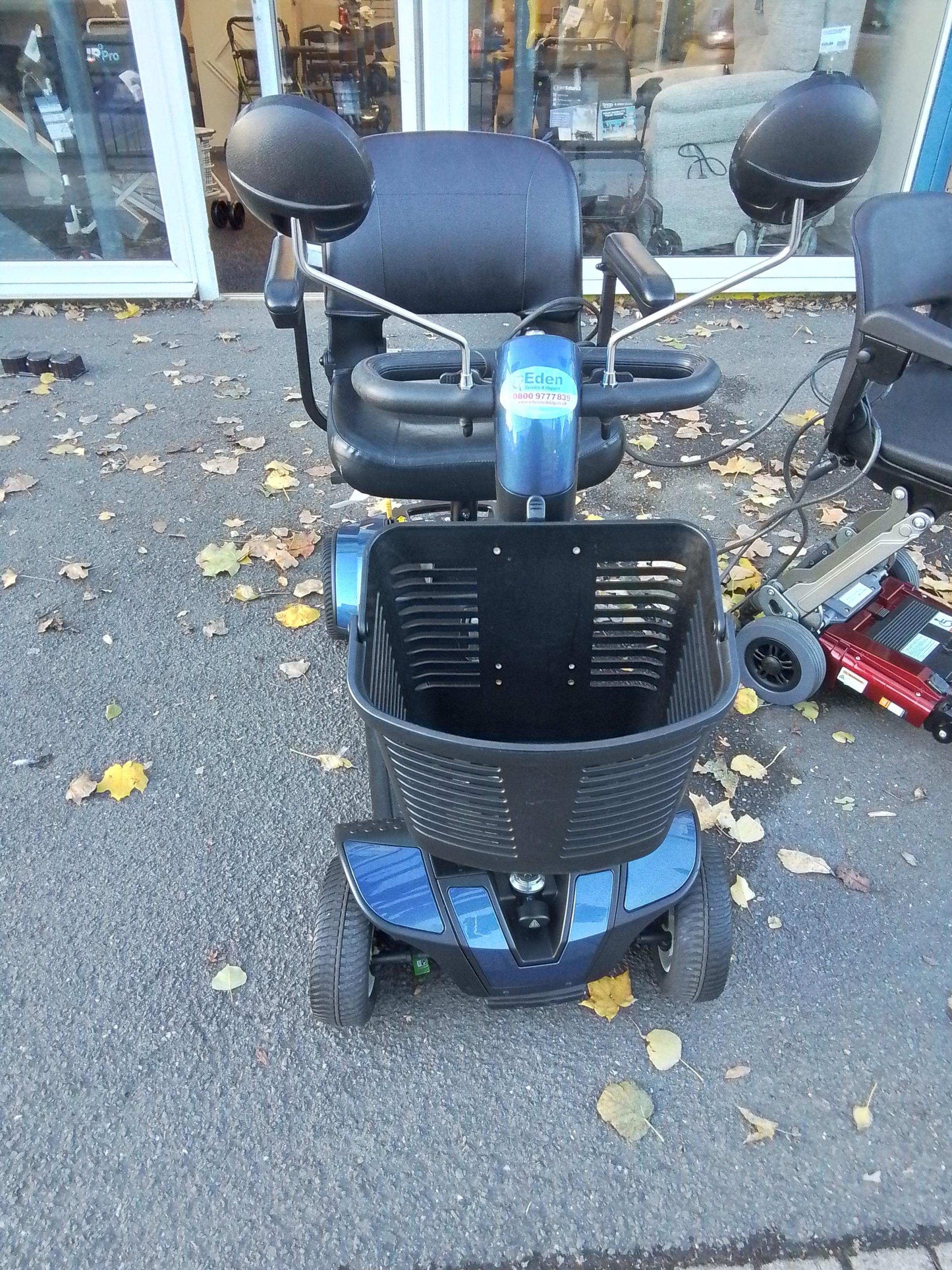 Pride Apex Rapid - Red | Hull, Holderness Rd - Eden Mobility