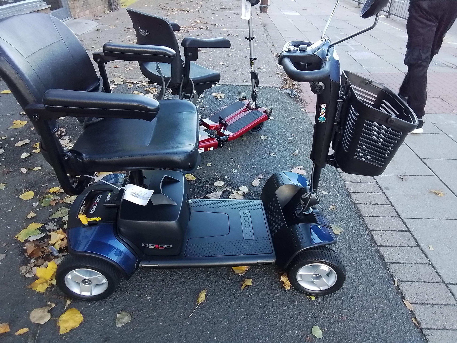 Pride Apex Rapid - Red | Hull, Holderness Rd - Eden Mobility