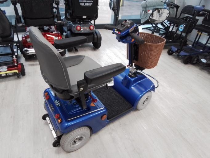 Roma Sovereign 4 in Blue | Refurbished Scooter Warrington - Eden Mobility