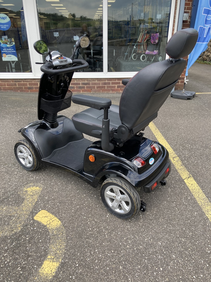 Kymco Maxi XLS Black - Eden Mobility