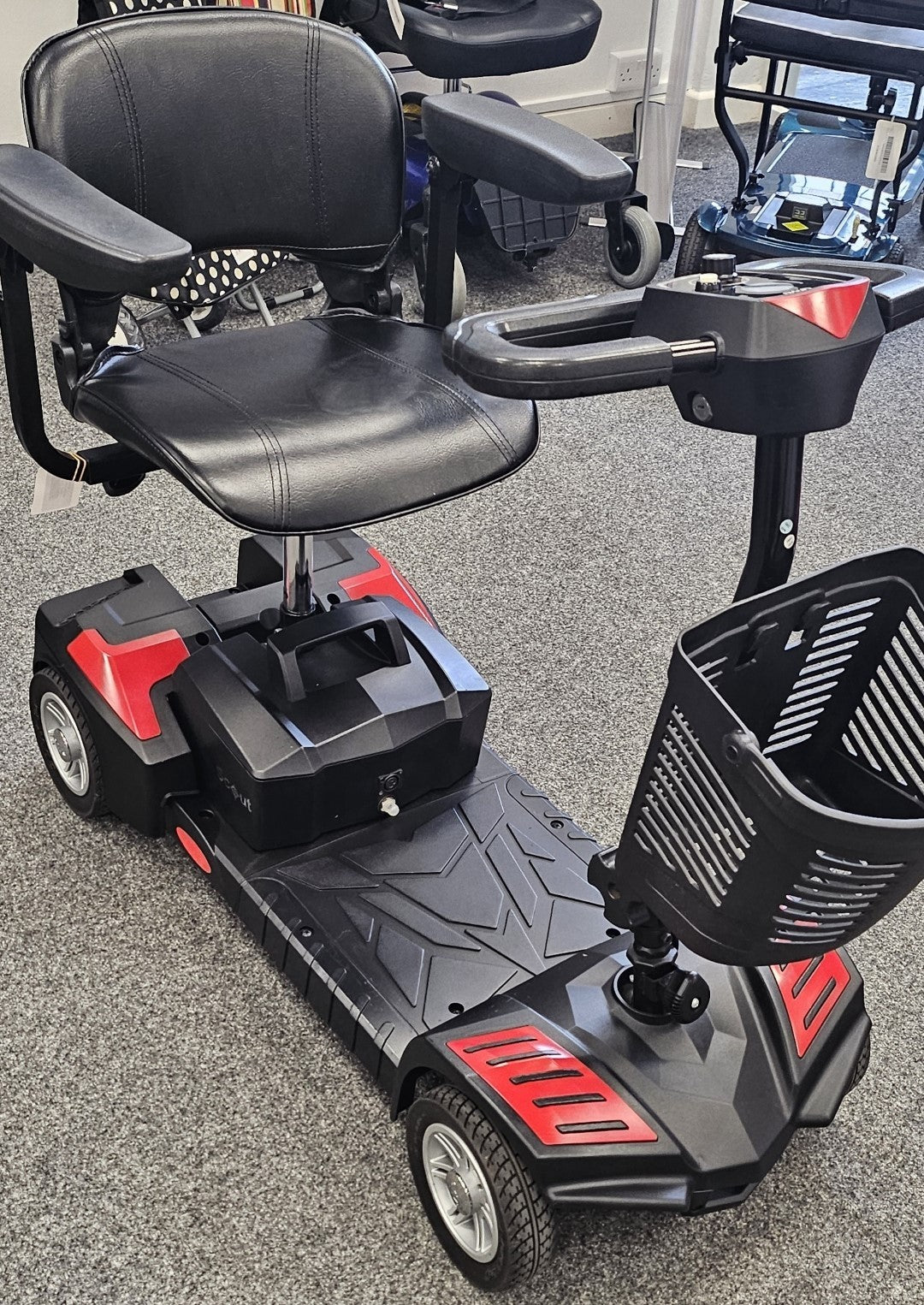 Drive Scout Red S - Eden Mobility